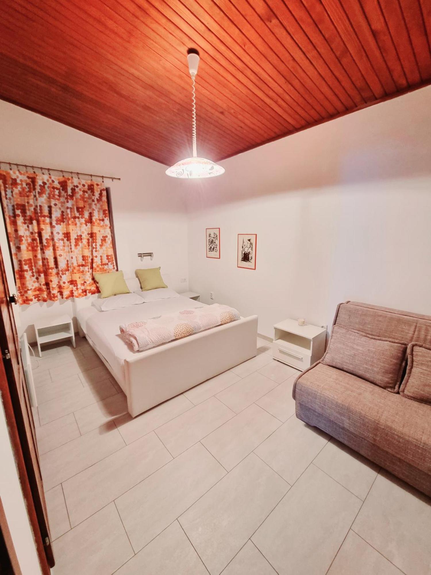 Villa Zlata - Holiday House Baška Zimmer foto
